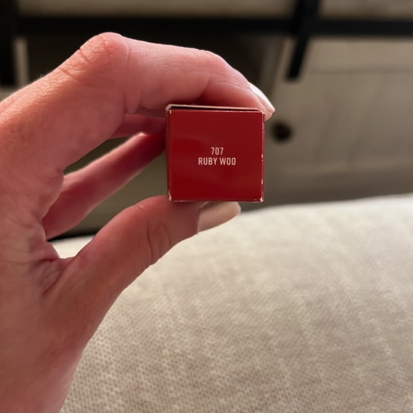 NWT MAC Retro Matte Lipstick Ruby Woo - Picture 4 of 6